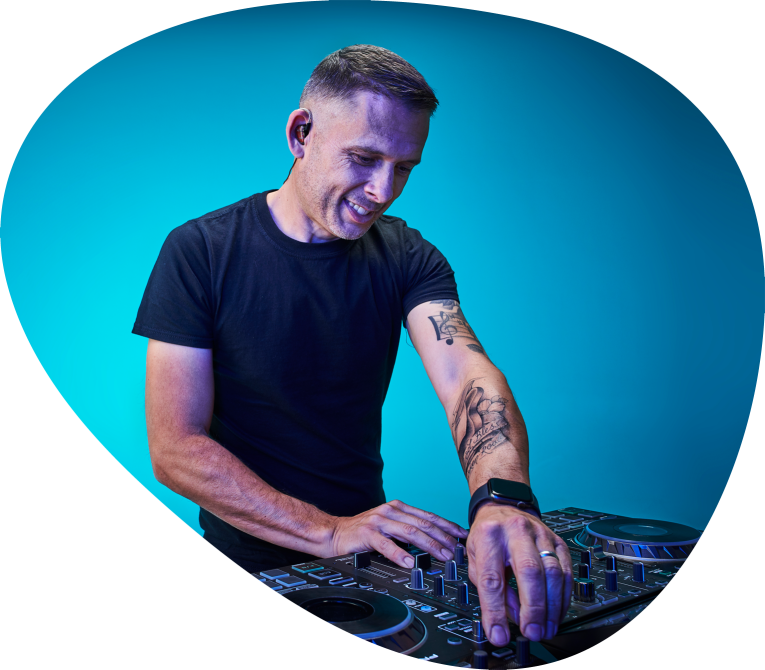 DJ Steve Hill Bristol based Professional DJ & Event Host